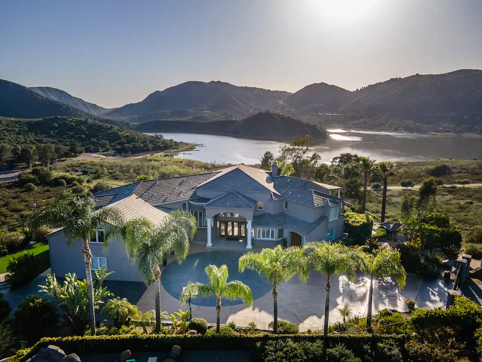 Book The Lake Hodges Retreat Escondido Vacation Rental With A Pool Book The Lake Hodges Retreat Escondido Vacation Rental With A Pool